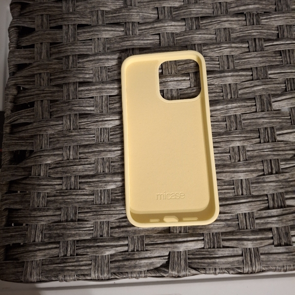 Iphone case - Picture 2 of 3